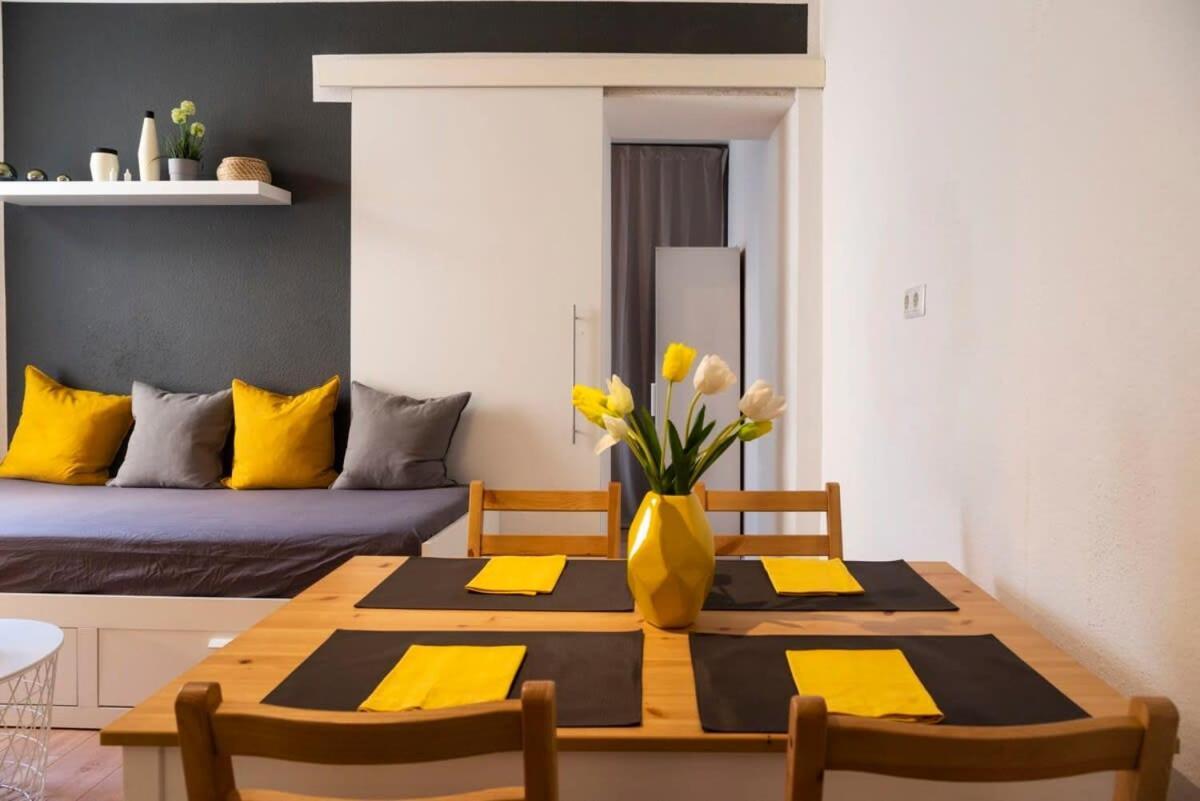 2 Bedroom In Great Location In Kreuzberg Berlin Dış mekan fotoğraf